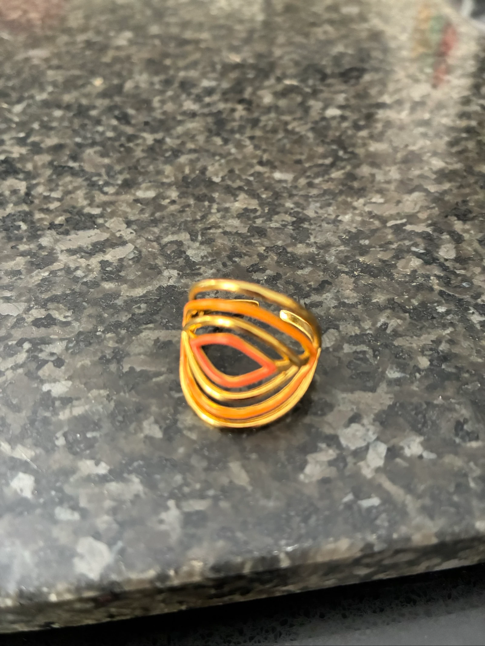 Oranje geëmailleerde opengewerkte stalen ring – photo 2